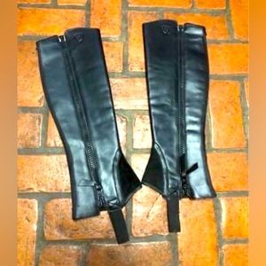 Brand NEW Ariat Half Chaps ST